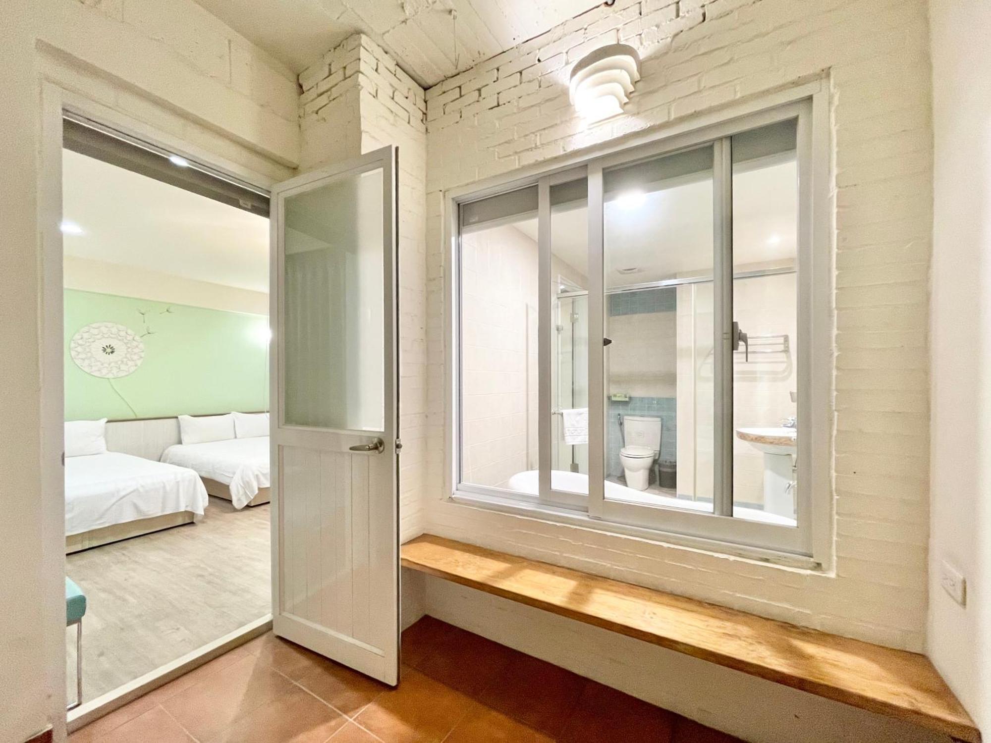Moment Inn Tainan Exterior foto